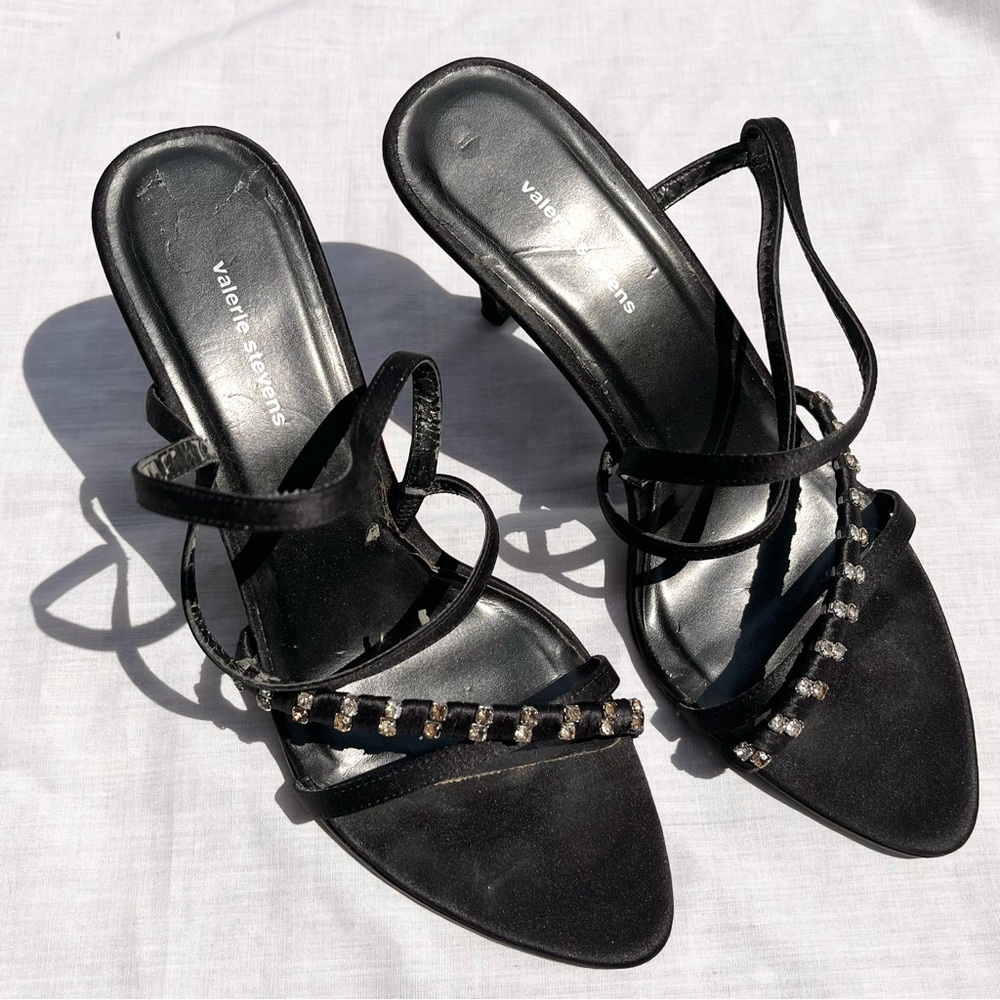Valerie Stevens Black Kitten Heel Sandals